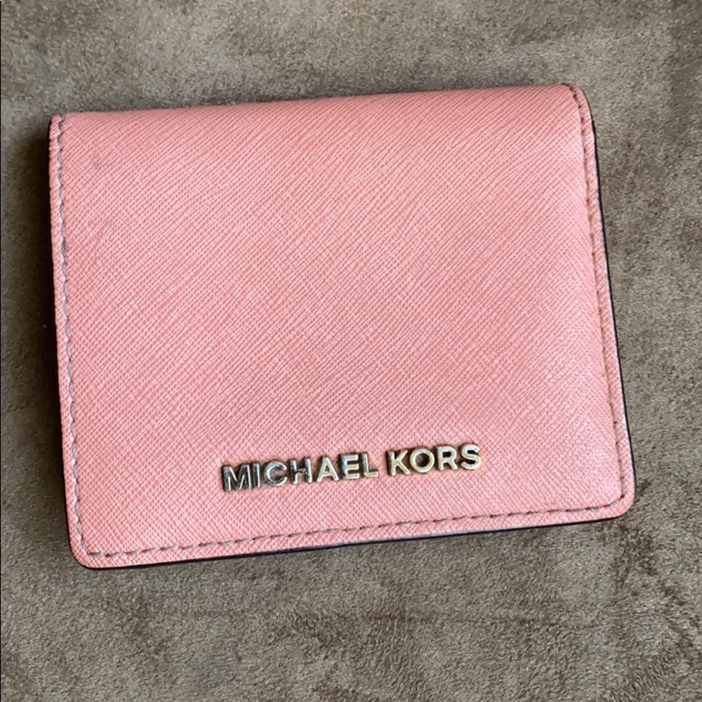 squared wallet .no rips .good conditions